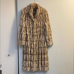 FABULOUS FURS FAUX MINK CHINCHILLA Fabulous Furs Donna Salyer faux fur